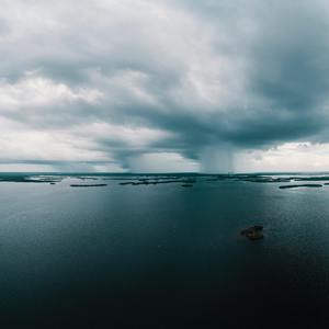 巨乳女教师在线
